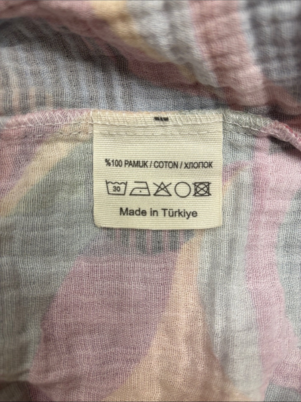 Abstract Face Print Belted Robe - Picture 6 of 6